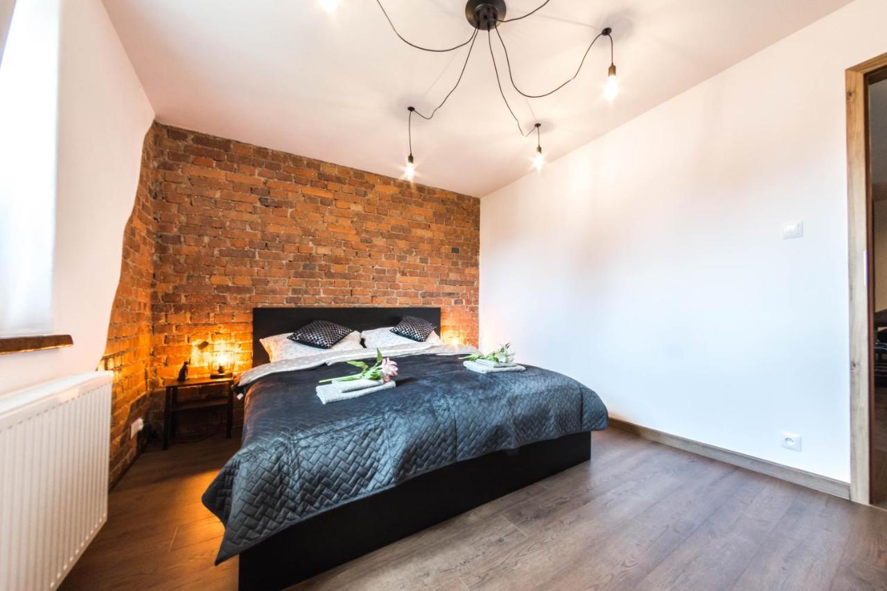 Apartament Wita Stwosza Jelení Hora Exteriér fotografie